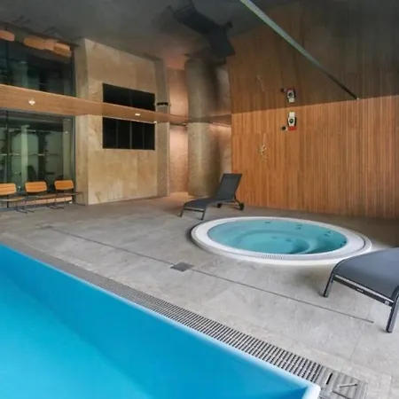 Apartmán Omega Prestige # 5 Private Pool & Jacuzzi & Sauna & Gym & Access Olštýn