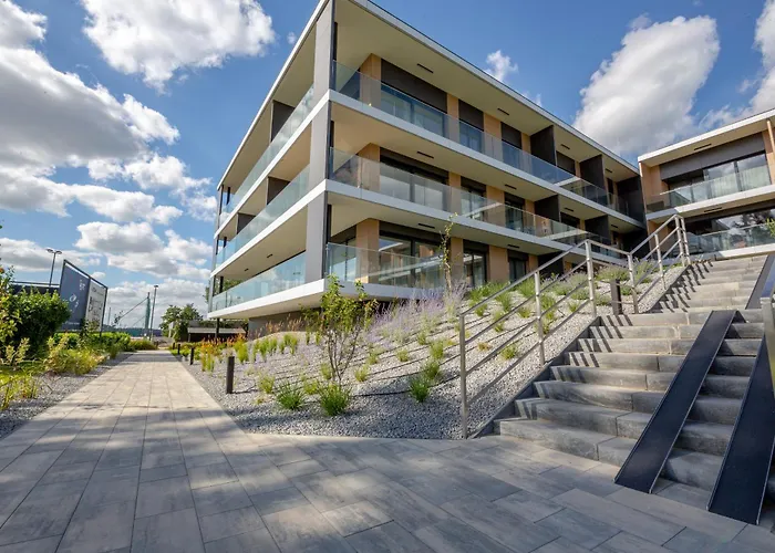 Omega Prestige # 5 Private Pool & Jacuzzi & Sauna & Gym & Access *