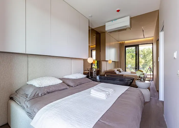 Omega Prestige # 5 Private Pool & Jacuzzi & Sauna & Gym & Access Ольштын