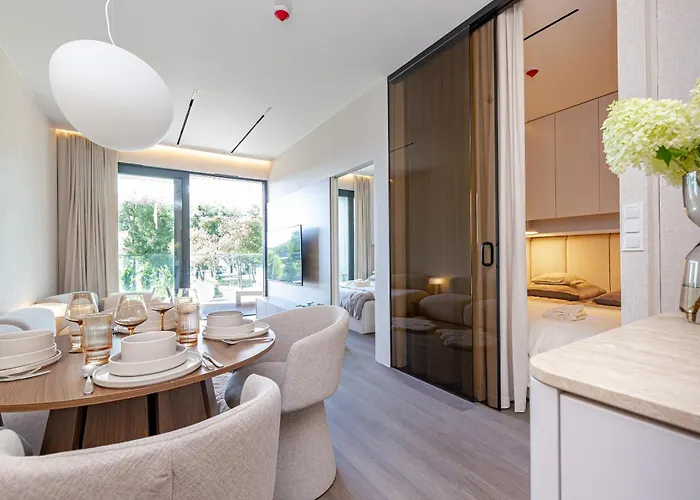 Апартаменты Omega Prestige # 5 Private Pool & Jacuzzi & Sauna & Gym & Access *